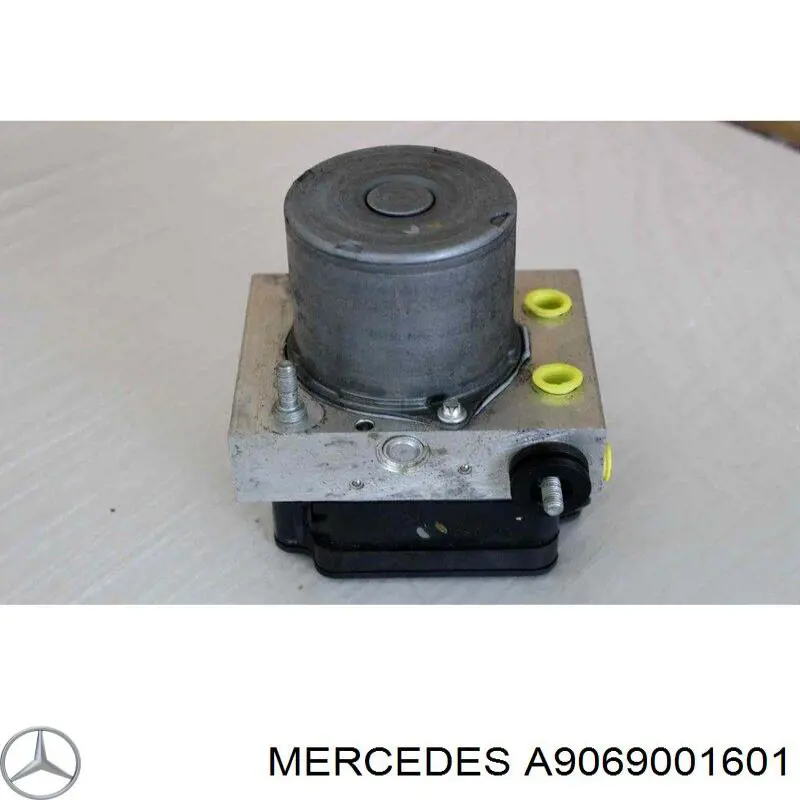 Купити A9069001601 Mercedes 