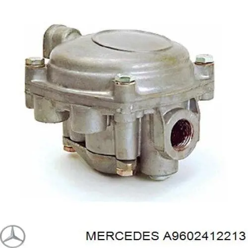 Подушка (опора) двигуна, ліва A9602412213 Mercedes