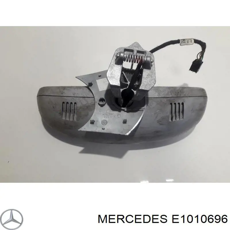 Купити E1010696 Mercedes 