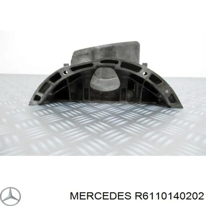 Піддон двигуна Mercedes R6110140202 ціна, від 42.23 USD