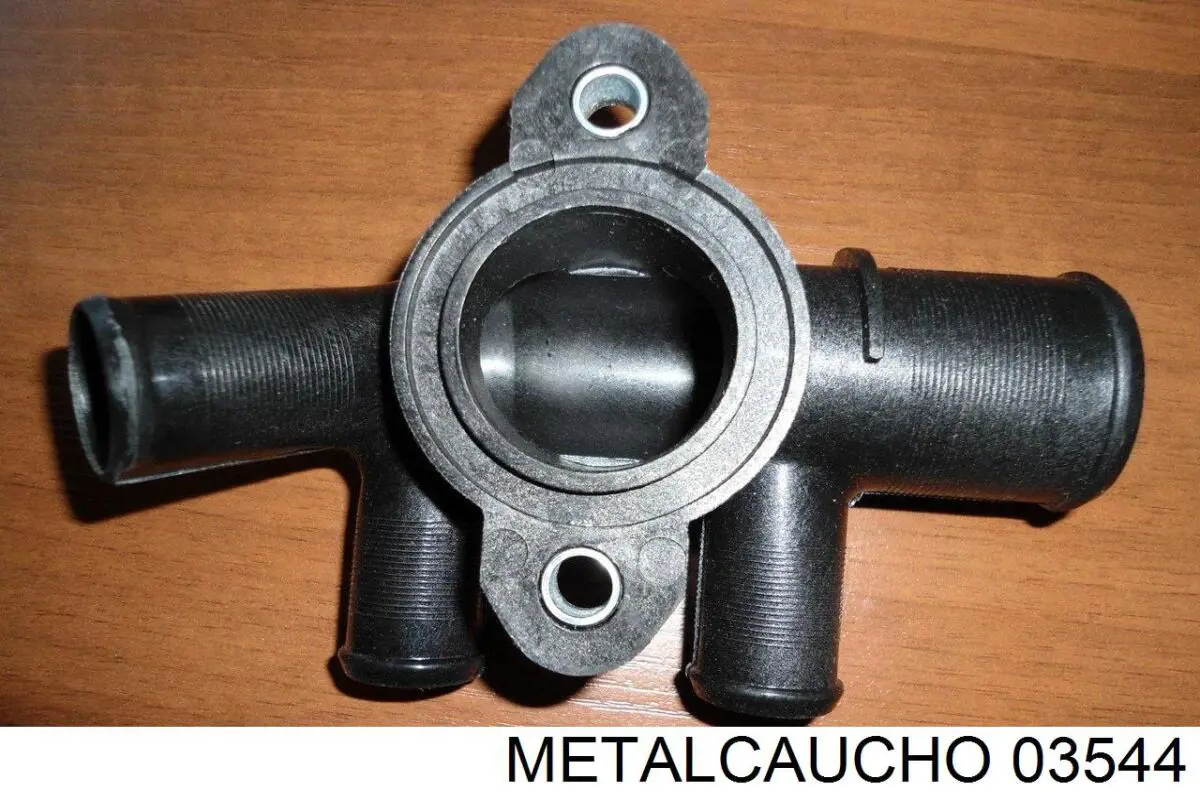 03544 Metalcaucho фланець системи охолодження (трійник)