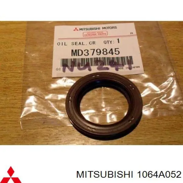 Сальник колінвала двигуна, передній 1064A052 Mitsubishi