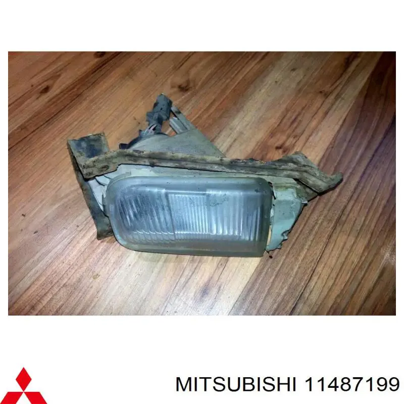 Фара протитуманна, ліва 11487199 Mitsubishi