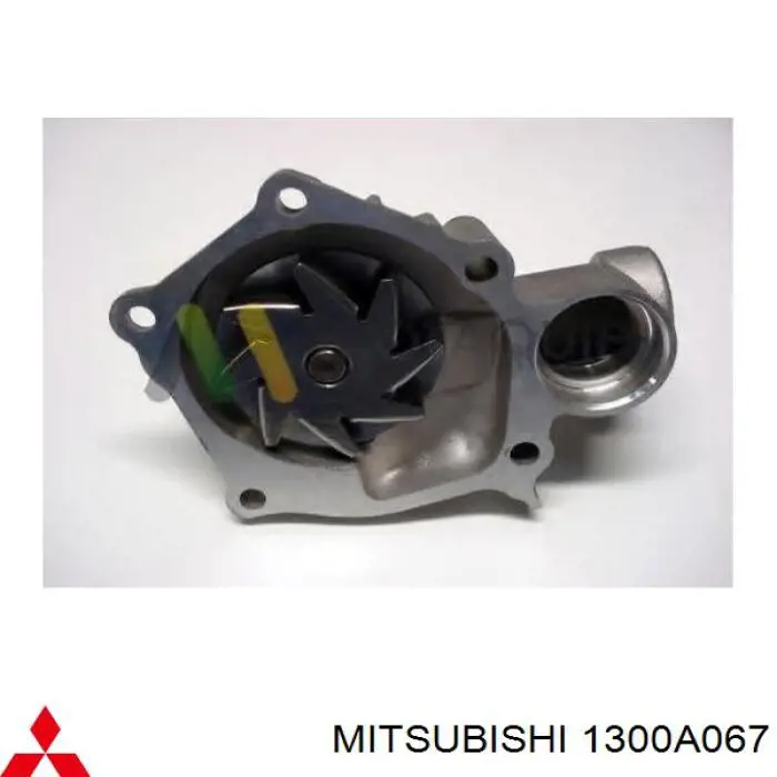 1300A067 Mitsubishi Насос охолодження