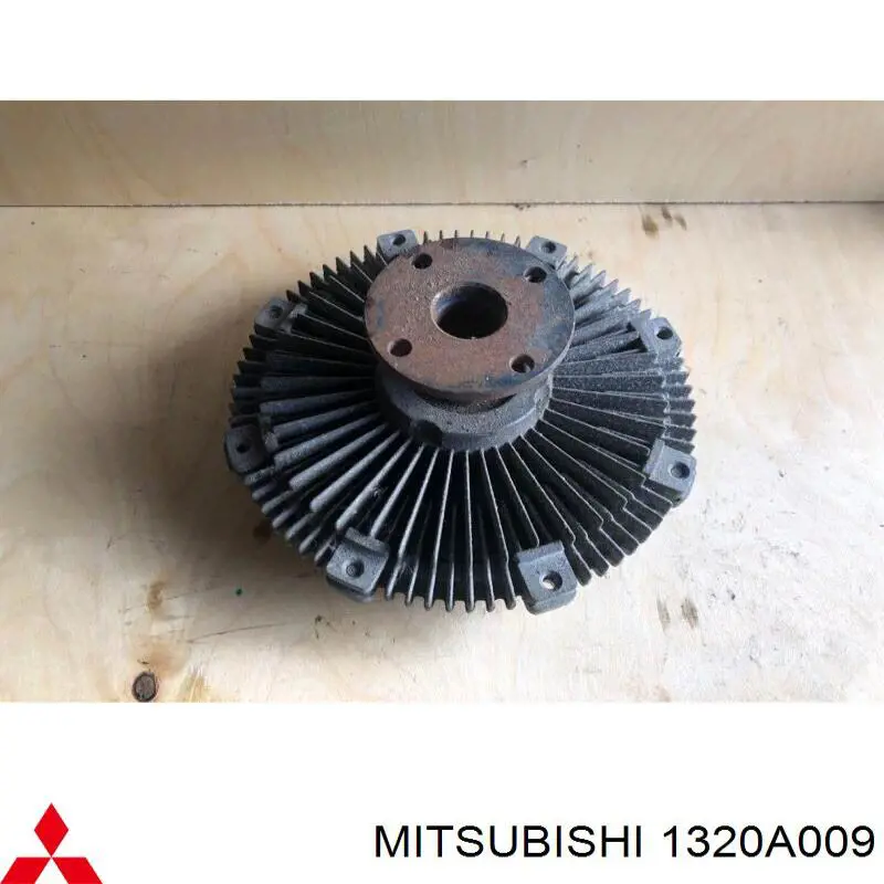 1320A009 Mitsubishi вискомуфта, вязкостная муфта вентилятора охолодження