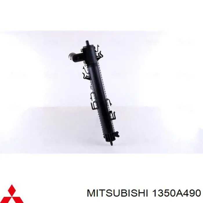 1350A490 Mitsubishi радіатор охолодження двигуна