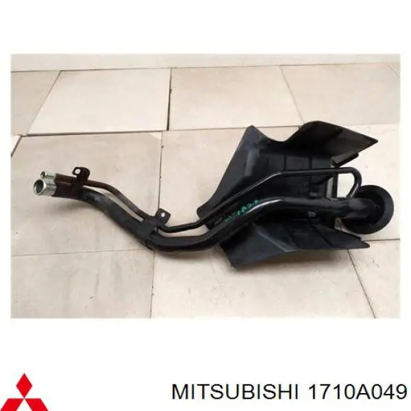 Шланг заливної горловини, паливного бака Mitsubishi ASX (GA) (Міцубісі Асх)
