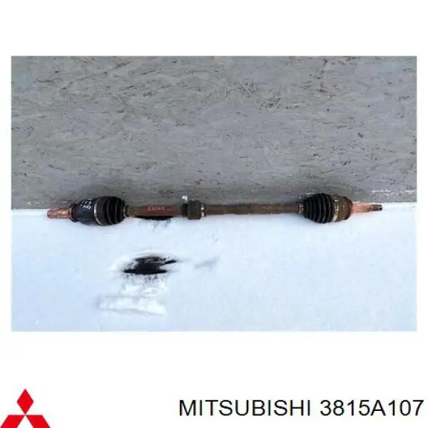 3815A107 Mitsubishi піввісь (привід передня, ліва)