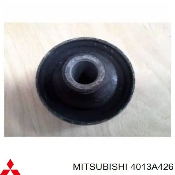 Сайлентблок нижнього важеля передньої підвіски Mitsubishi 4013A426 ціна, від 10.29 USD