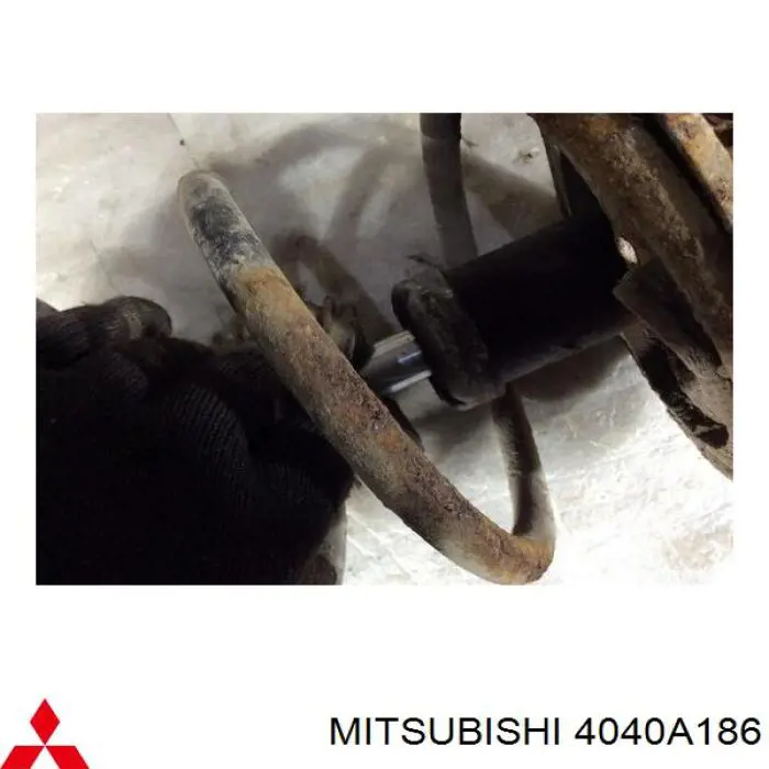 Купити 4040A187 Mitsubishi Гвинтова пружина підвіска