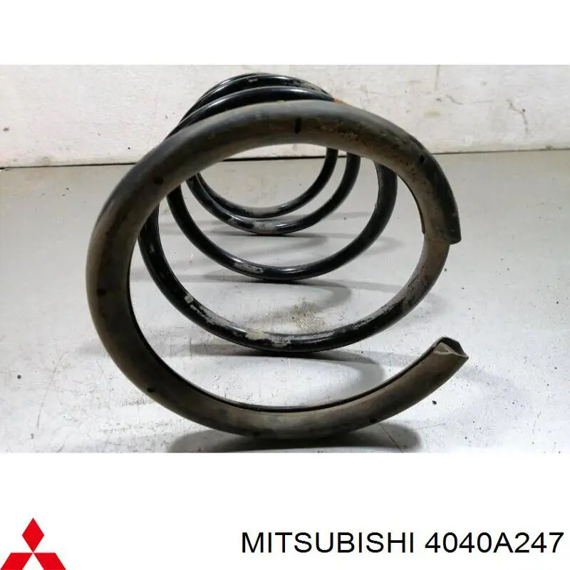 Купити 4040A247 Mitsubishi Гвинтова пружина підвіска