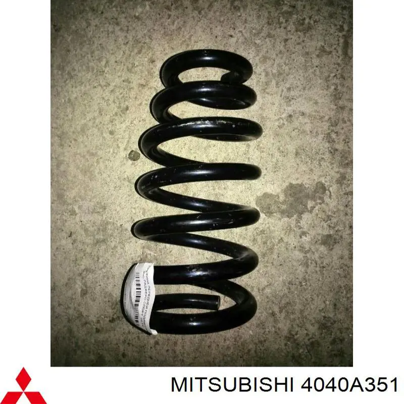 Пружина передня Mitsubishi 4040A351 ціна, від 101.33 USD