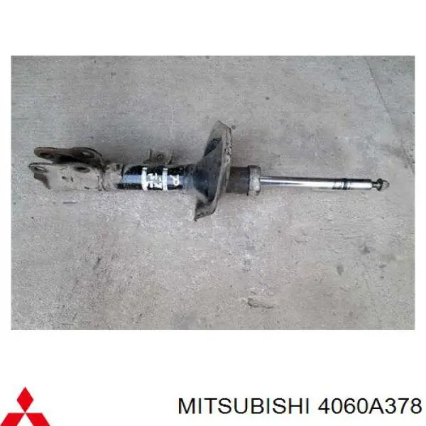 Купити 4060A378 Mitsubishi Амортизатор передній, правий