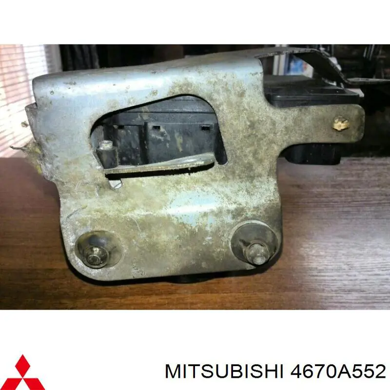  4670A552 Mitsubishi
