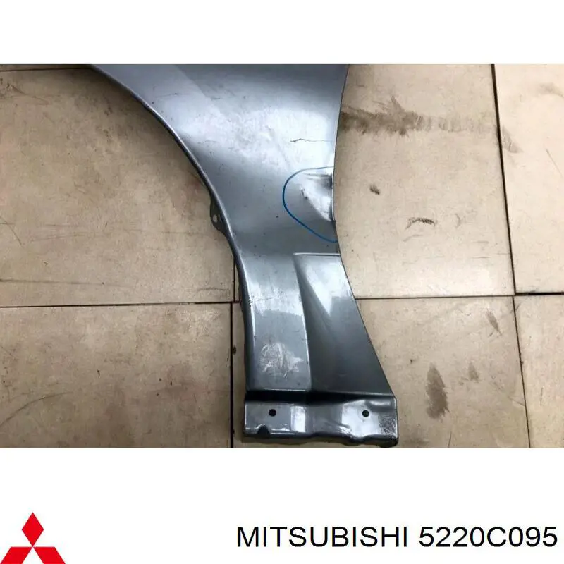  Крило переднє ліве Mitsubishi Galant 9