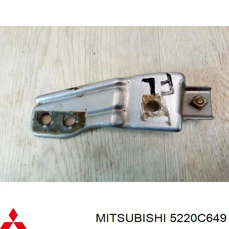 Кронштейн кріплення крила переднього лівого, передній Mitsubishi 5220C649 ціна, від 8.83 USD
