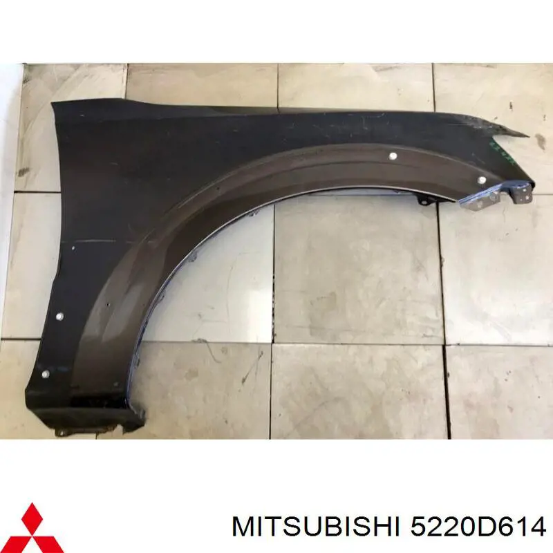 Купити 5220D614 Mitsubishi Крила