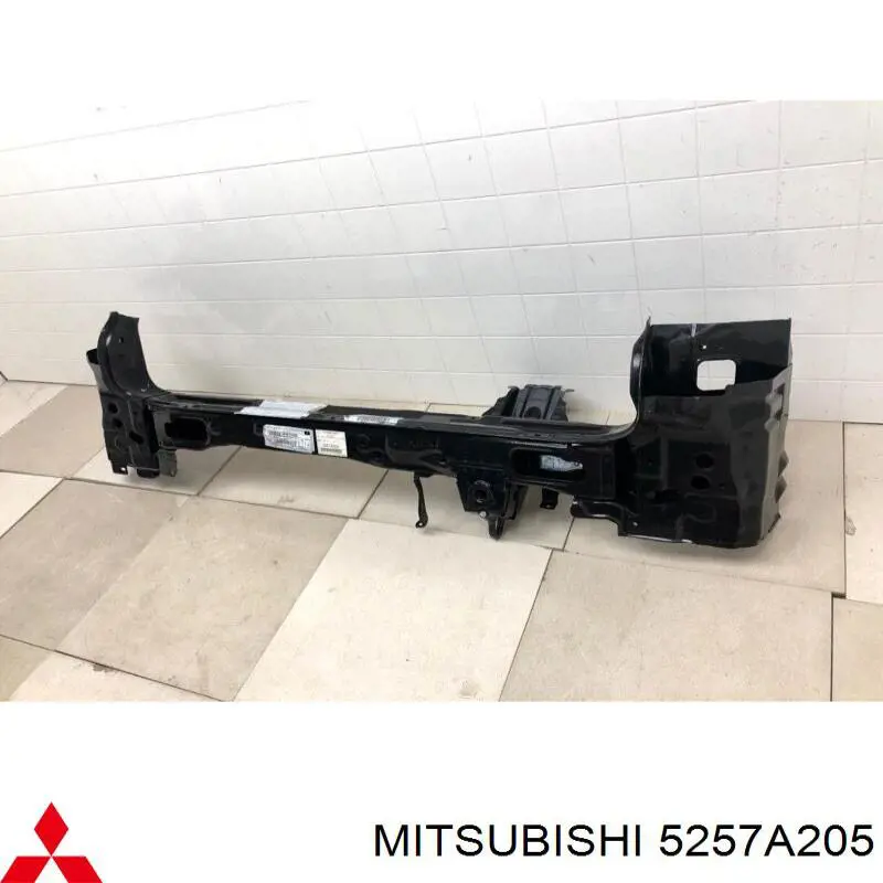 5257A134 Mitsubishi Перегородка