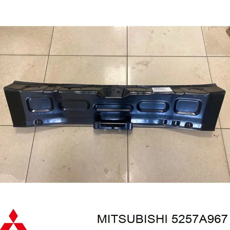 5257A967 Mitsubishi Перегородка