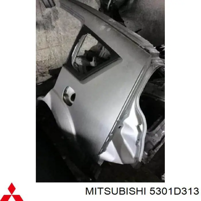 5301D313 Mitsubishi Бічна частина задня ліва