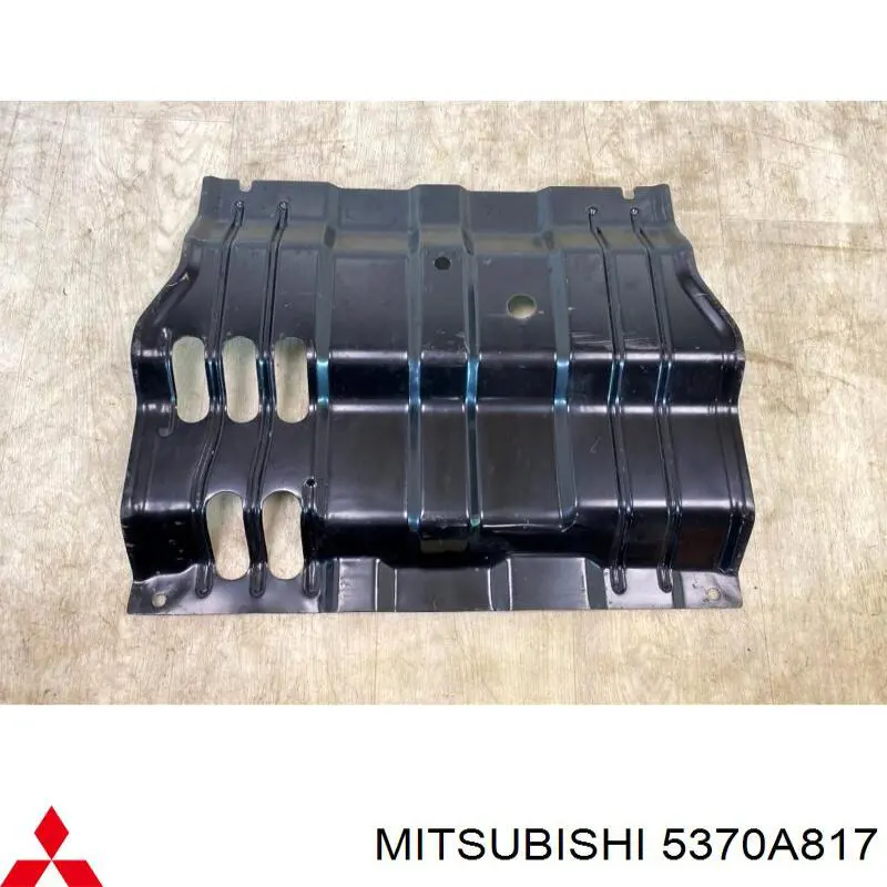 5370A817 Mitsubishi Захист піддона двигуна