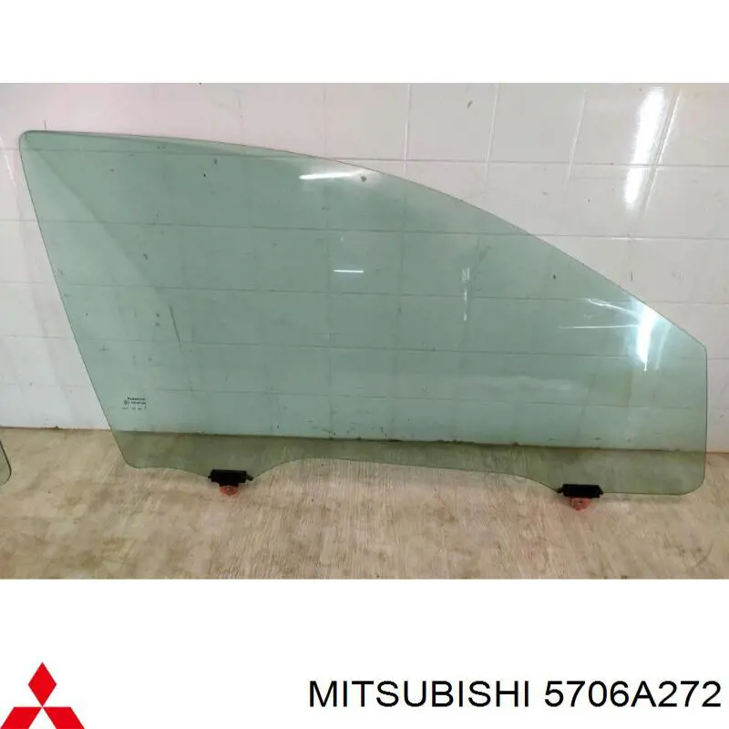 Скло передніх дверей, правою 1607714780 Mitsubishi