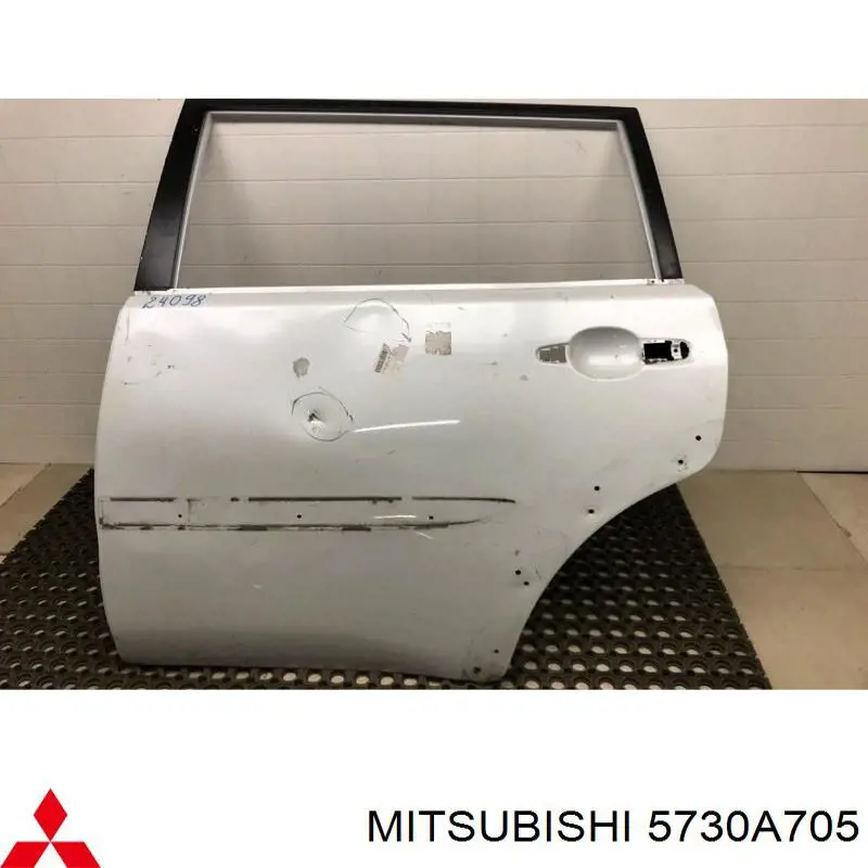 Двері задні, ліві Mitsubishi Pajero SPORT (KH) (Міцубісі Паджеро)