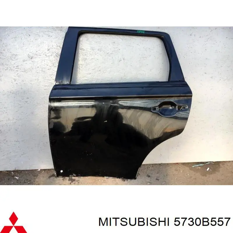 Двері задні Mitsubishi 5730B557 ціна, від 56.43 USD