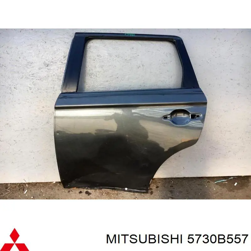 Двері задні, ліві 5730B557 Mitsubishi