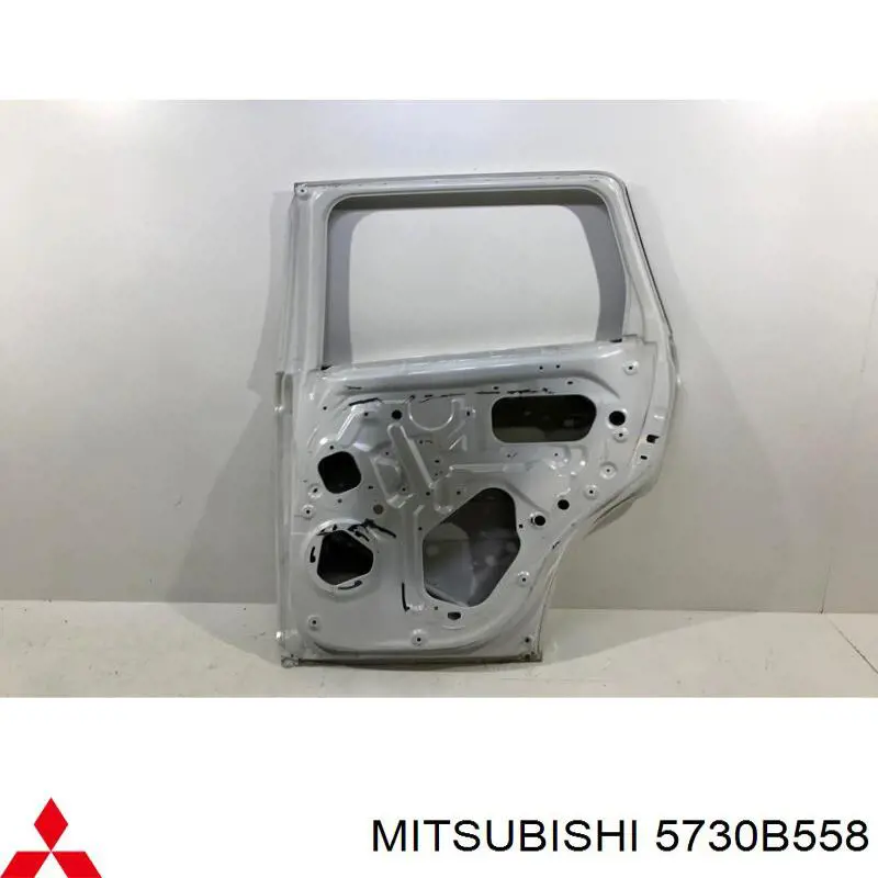 Двері задні, праві Mitsubishi 5730B950 ціна, від 197.52 USD