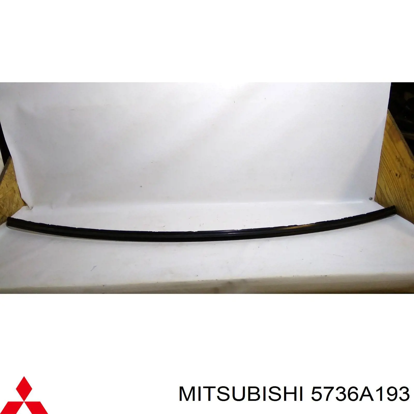  Mitsubishi 5736A023 ціна, від 14.17 USD