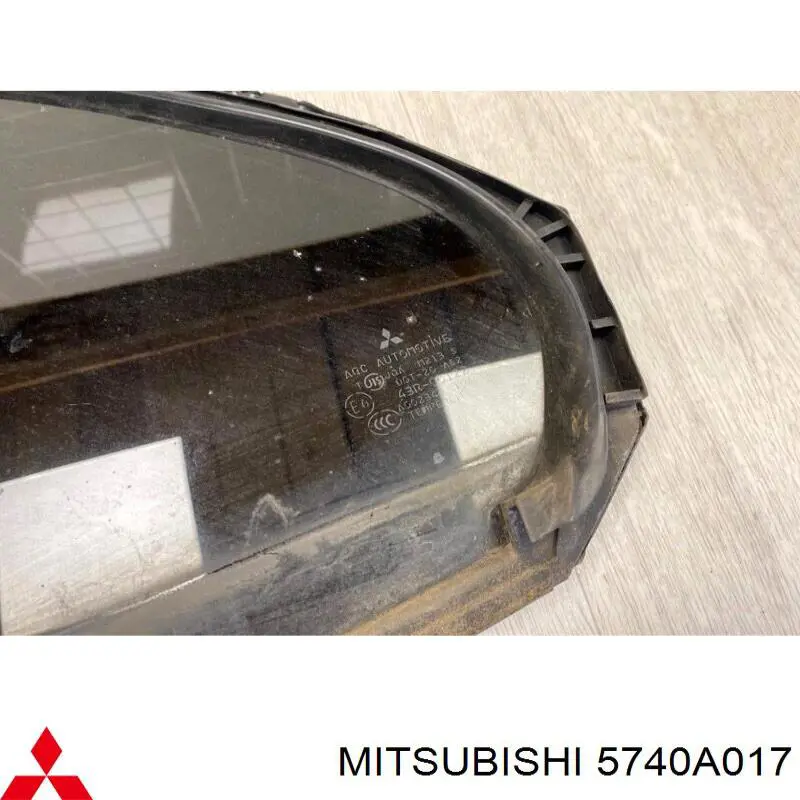 Скло-кватирка двері, задній, лівою на Mitsubishi Lancer (CY_A, CZ_A)