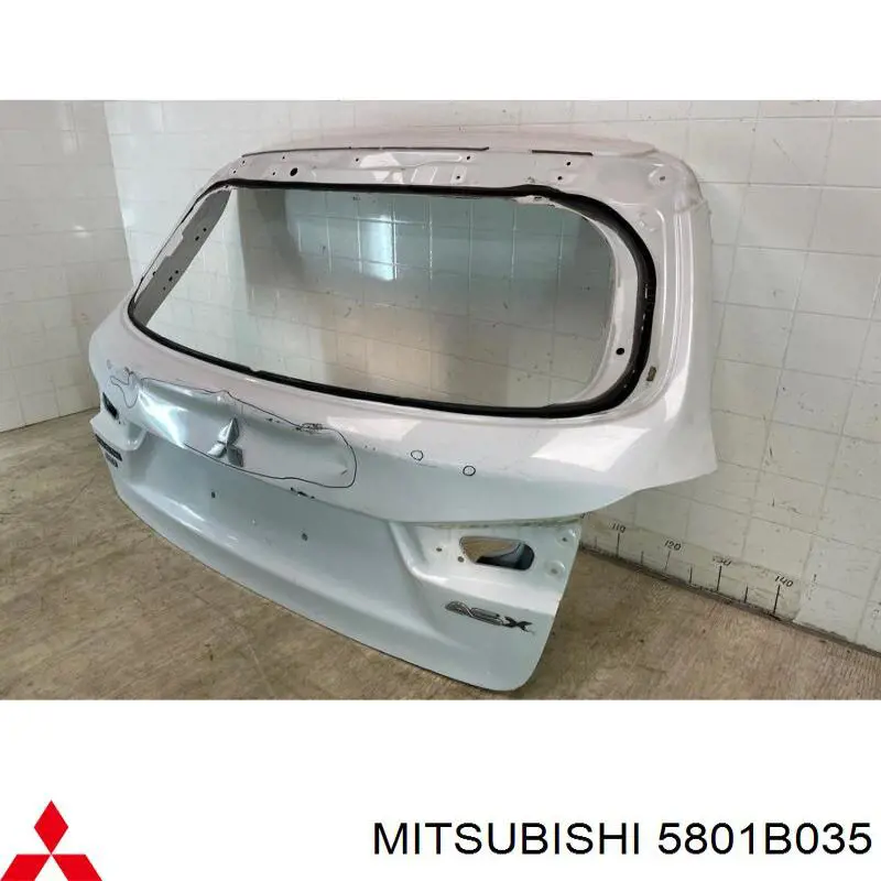 5801B035 Mitsubishi Треті двері