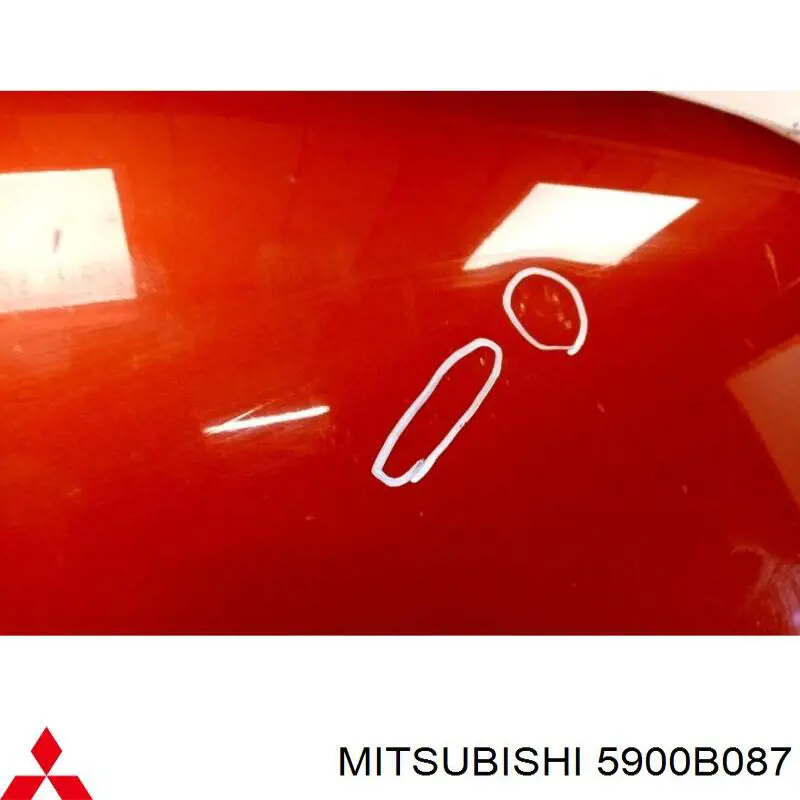 5900B087 Mitsubishi капот