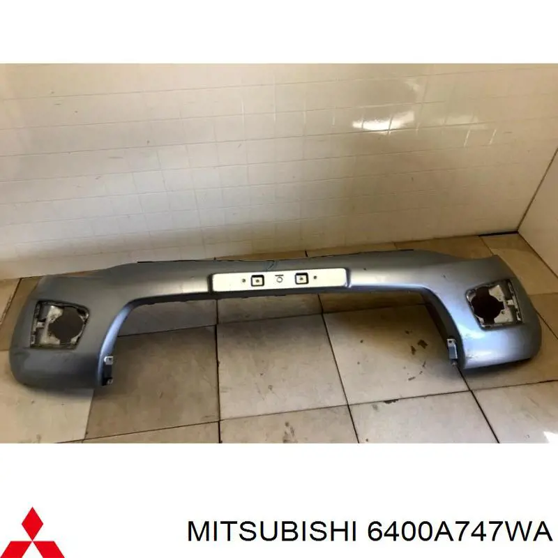 6400A747WA Mitsubishi Бампер передній в зборі