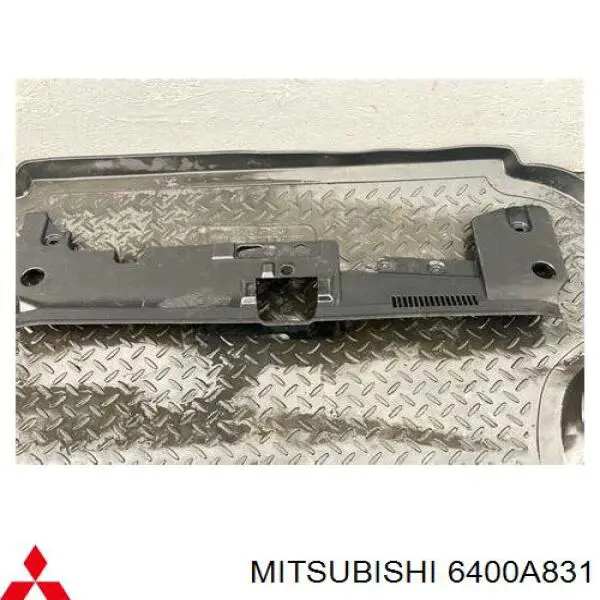Повітропровід / дефлектор радіатора, верхній Mitsubishi 6400A831 ціна, від 11.25 USD