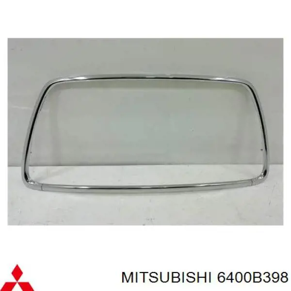 Накладка (рамка) решітки радіатора Mitsubishi Lancer 10 (CY_A, CZ_A) (Міцубісі Лансер)