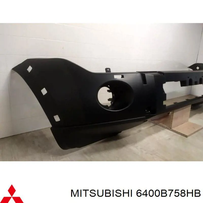 6400B761BA Mitsubishi бампер передній