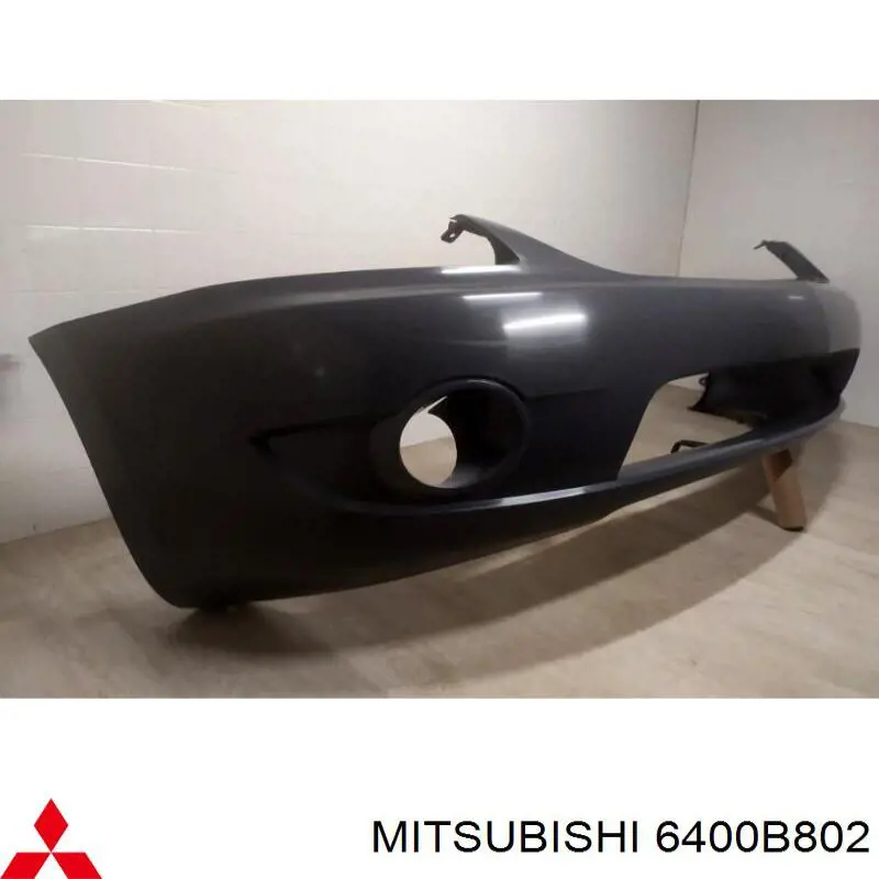 Передній бампер на Mitsubishi Galant IX 