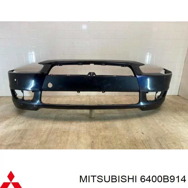 6400B378 Mitsubishi бампер передній