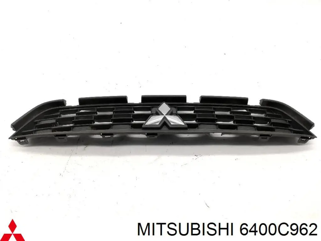 Накладка бампера переднього, центральна Mitsubishi 6400C962 ціна, від 40.07 USD