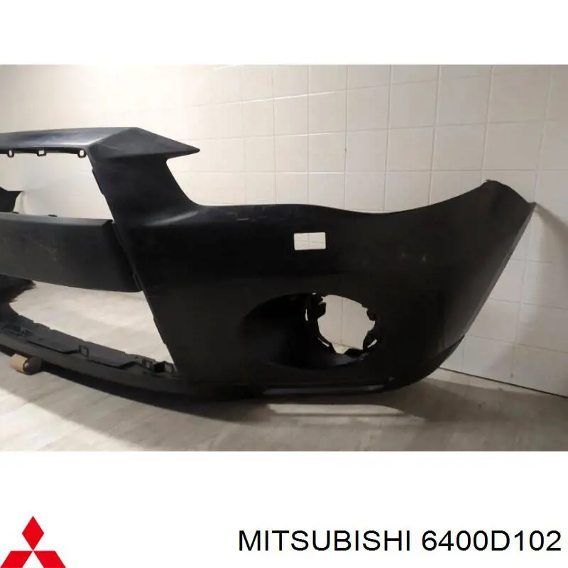 Бампер передній Mitsubishi 6400D104XA