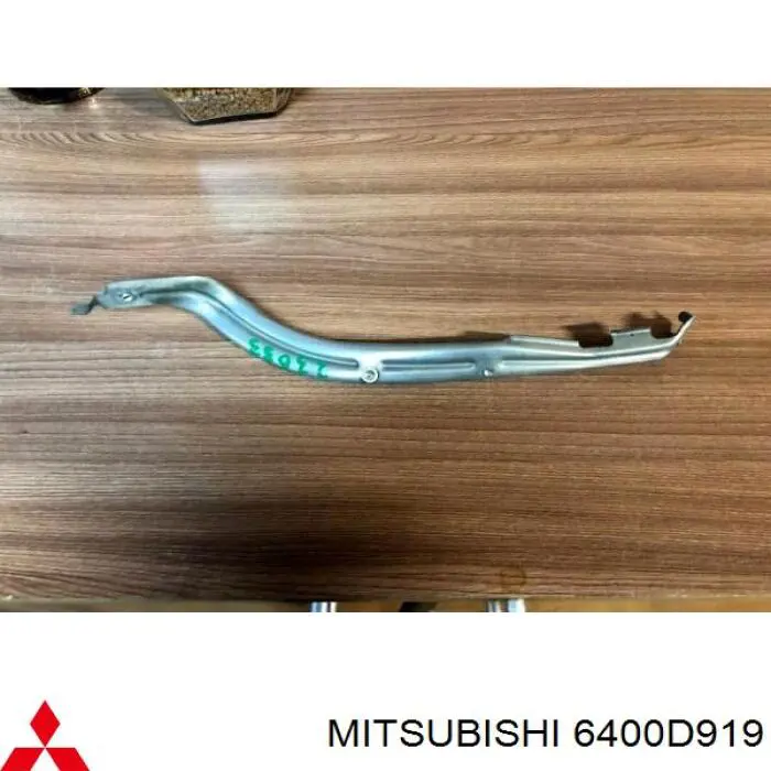 Купити 6400D919 Mitsubishi Кронштейн бампера переднього, лівий