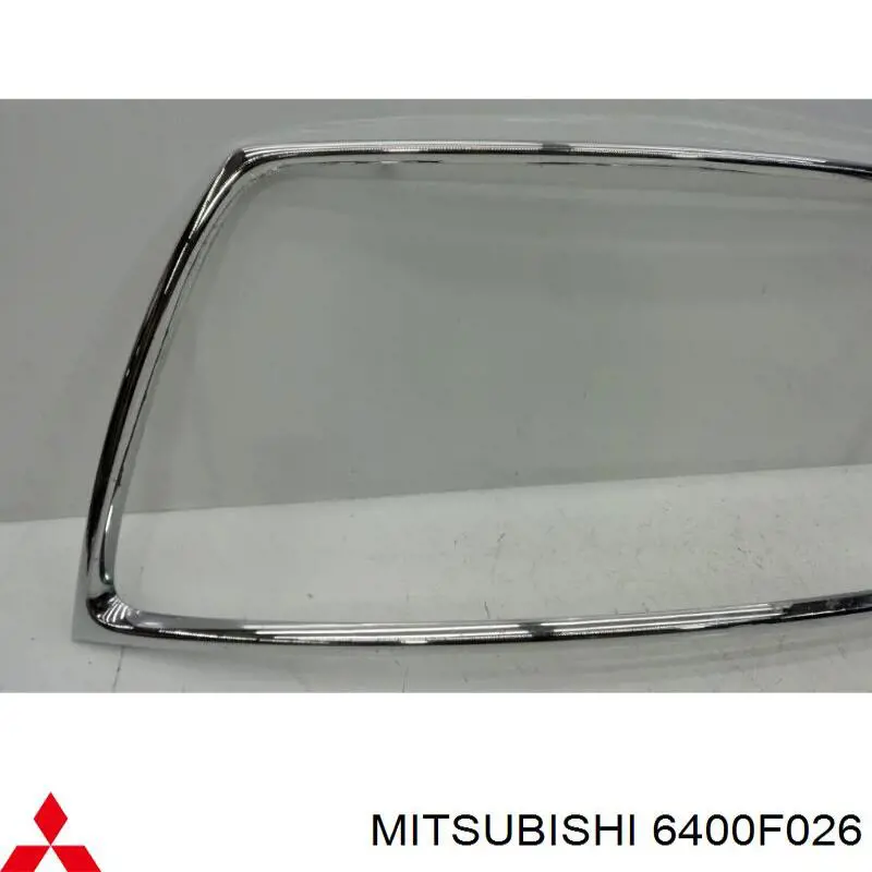 Накладка (рамка) решітки радіатора Mitsubishi Outlander 40 (Міцубісі Аутлендер)