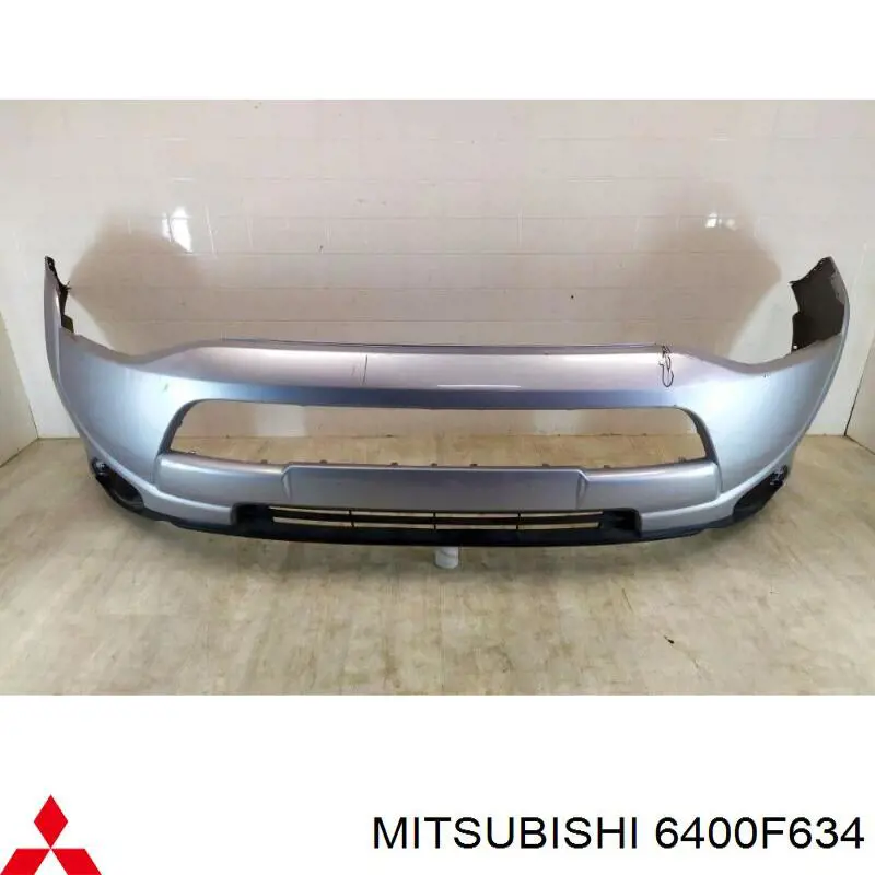 6400F634 Mitsubishi бампер передній