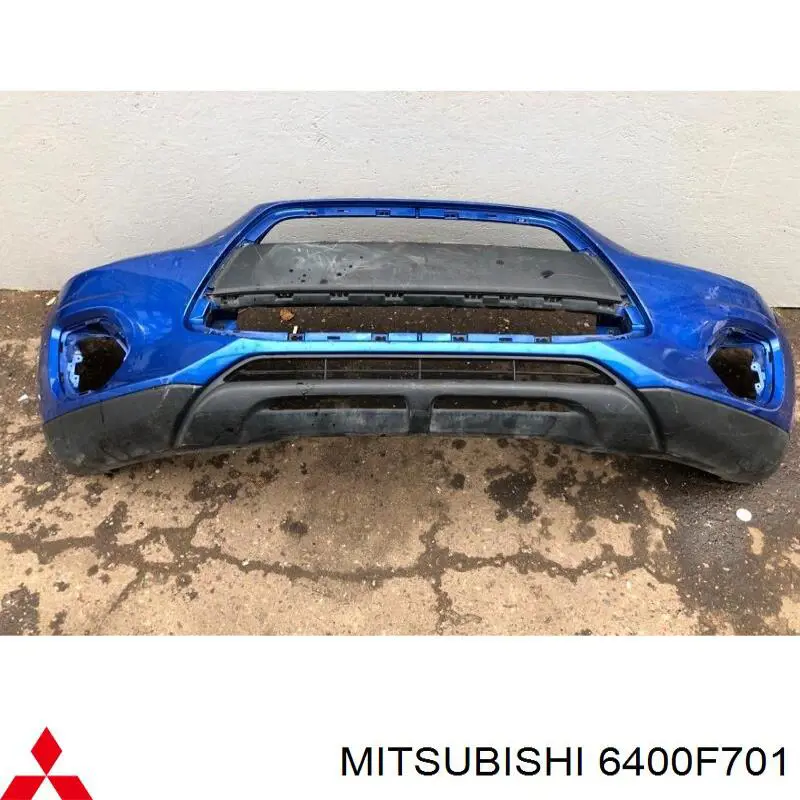 Передній бампер 6400F701 Mitsubishi