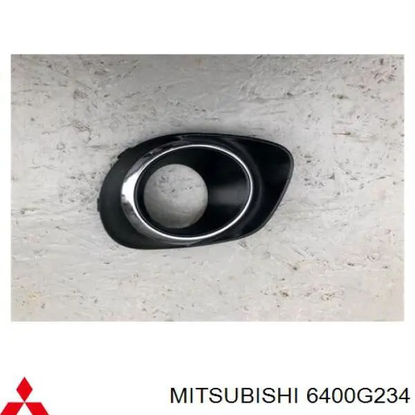 Обід (окантовка) фари противотуманної, правої Mitsubishi 6400G234 ціна, від 13.70 USD