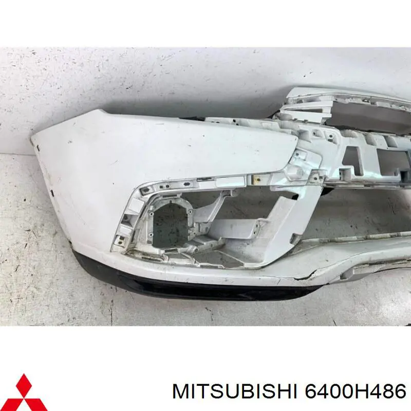 Передній бампер MSP014236 Rhino