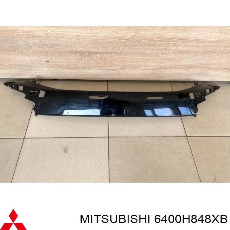 Накладка бампера переднього, центральна Mitsubishi 6400H848XB ціна, від 128.87 USD