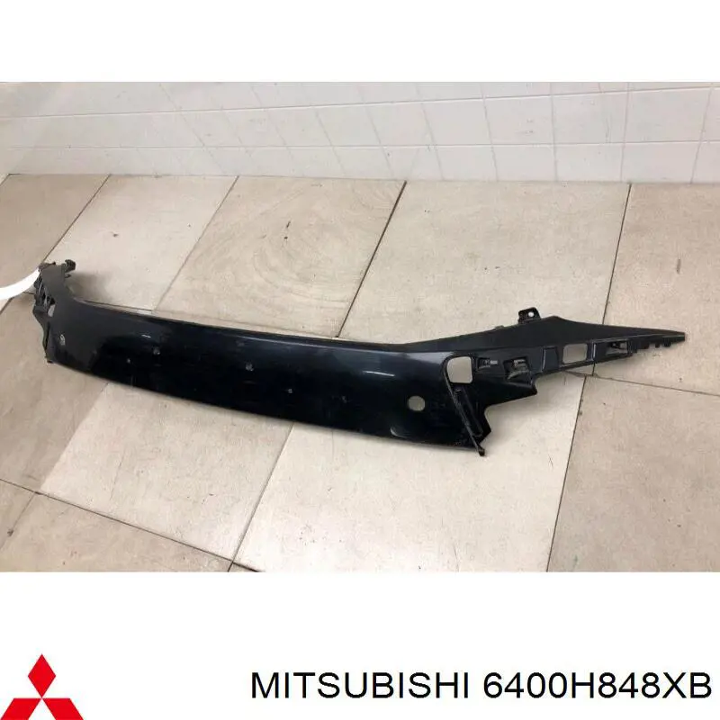 Купити 6400H848XB Mitsubishi Накладка бампера переднього, центральна